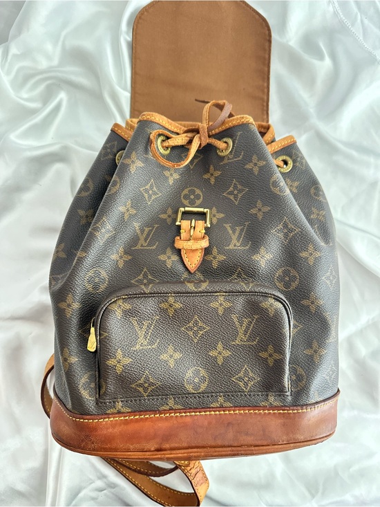 Louis Vuitton Vintage Montsouris MM Monogram Backpack - #128 main image 8